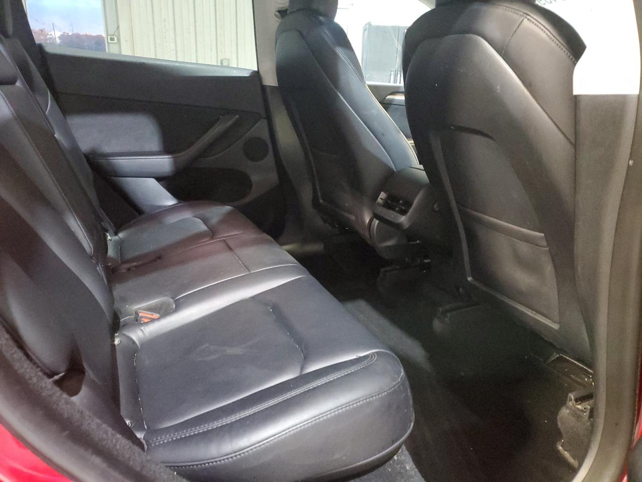 2023 Tesla Model Y VIN: 7SAYGDEE7PF668421 Lot: 90459325