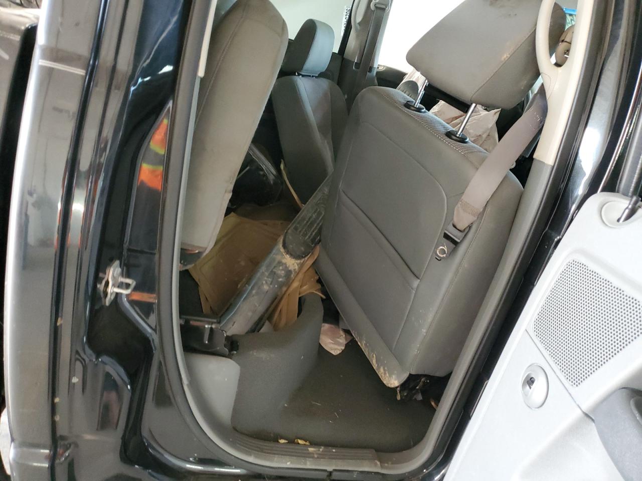 2007 Dodge Ram 1500 St VIN: 1D7HU18237J557725 Lot: 90344545