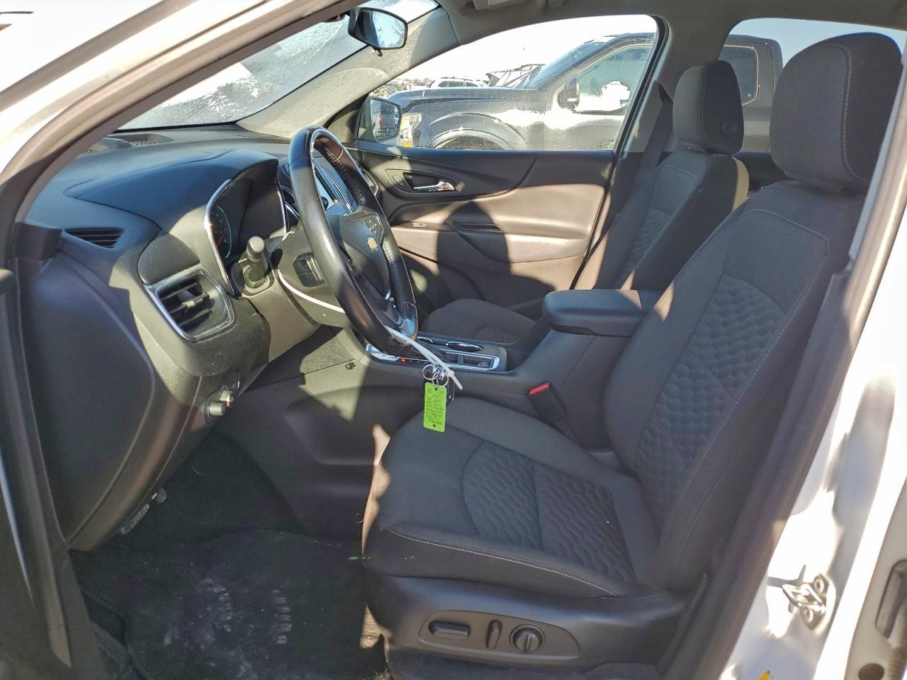 2019 Chevrolet Equinox Lt VIN: 3GNAXJEV5KS622557 Lot: 93996095