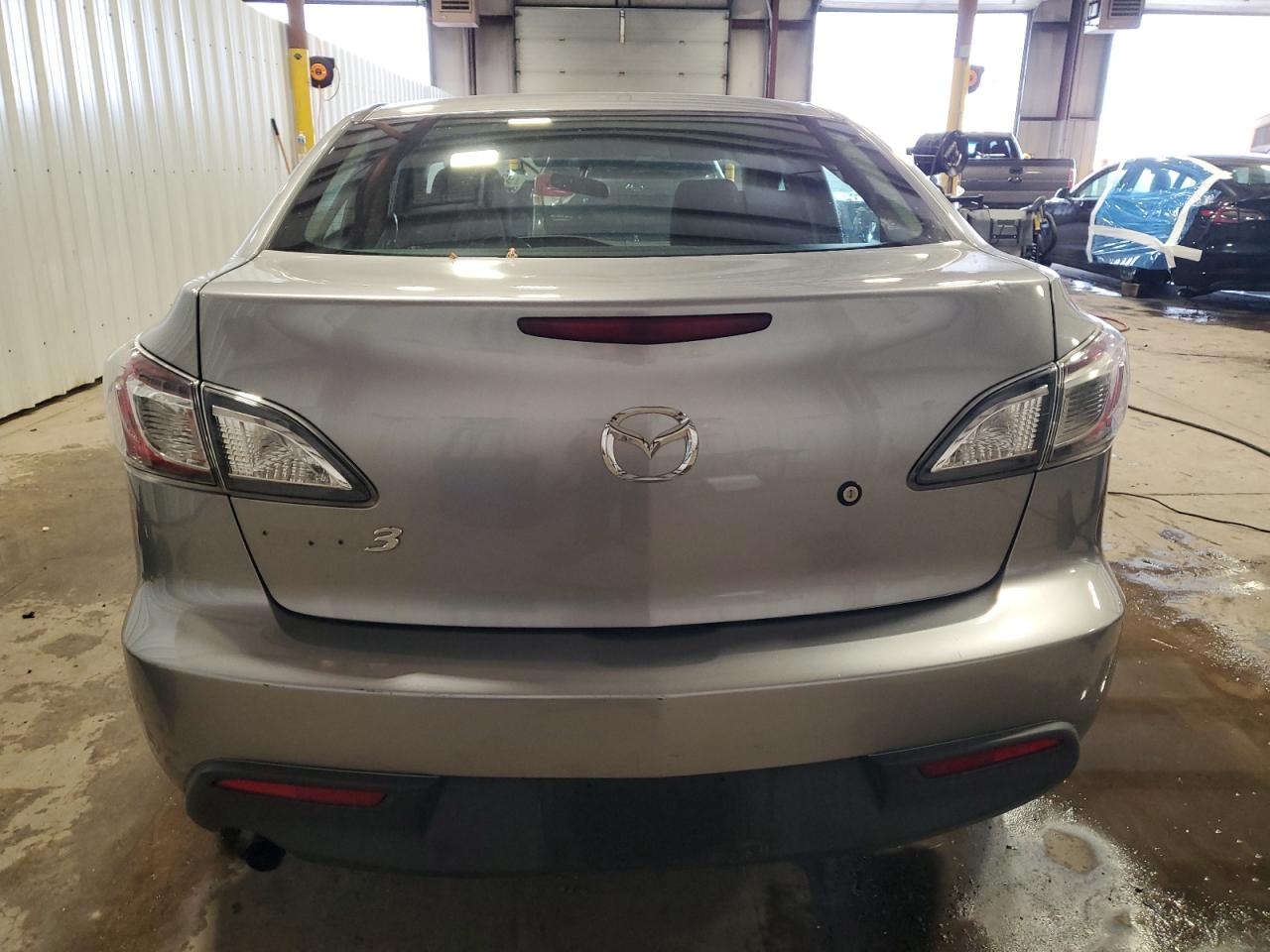 2011 Mazda 3 I VIN: JM1BL1UF1B1413885 Lot: 92502135