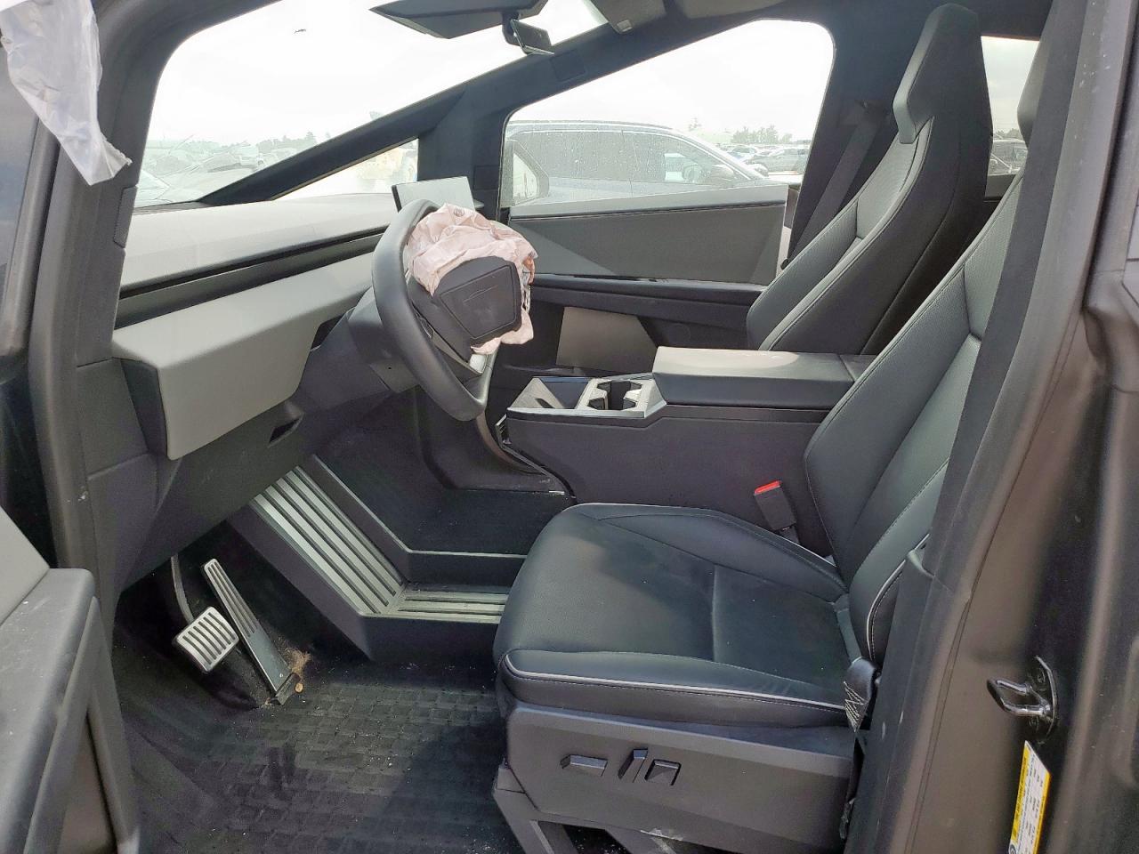 2024 Tesla Cybertruck VIN: 7G2CEHED1RA029895 Lot: 92804315