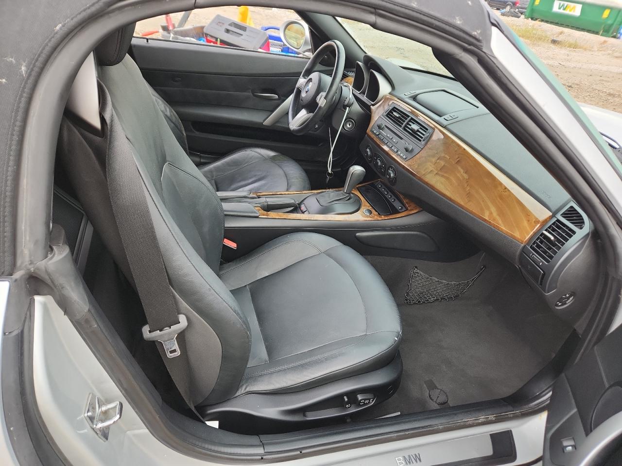 2005 BMW Z4 3.0 VIN: 4USBT53585LU10307 Lot: 93895145