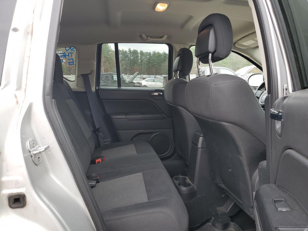 2011 Jeep Compass Sport VIN: 1J4NF1FB1BD135724 Lot: 91704225