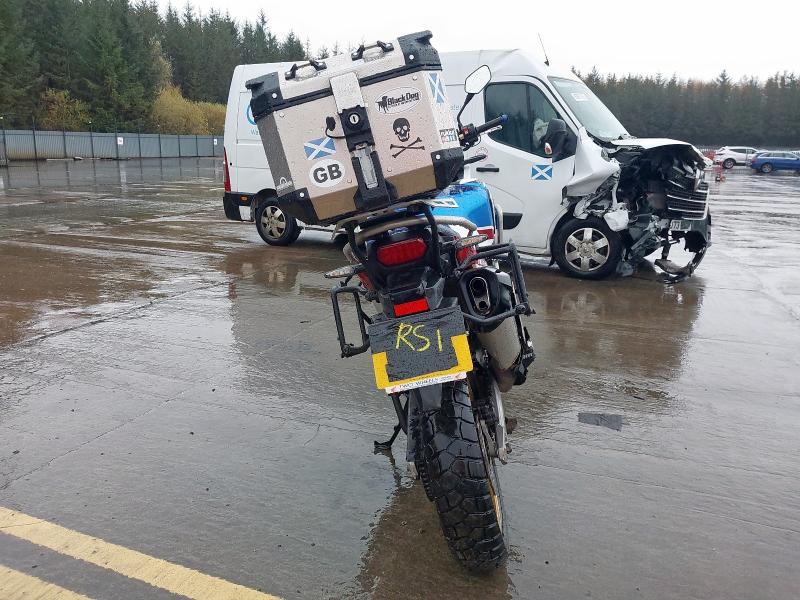 2018 HONDA CRF 1000 A2-J 