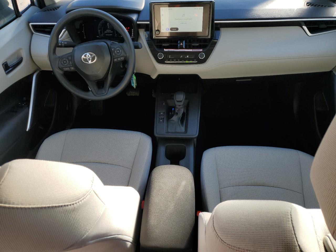 2026 Toyota Corolla Cross L VIN: 7MUAAAAG1TV158048 Lot: 92580765