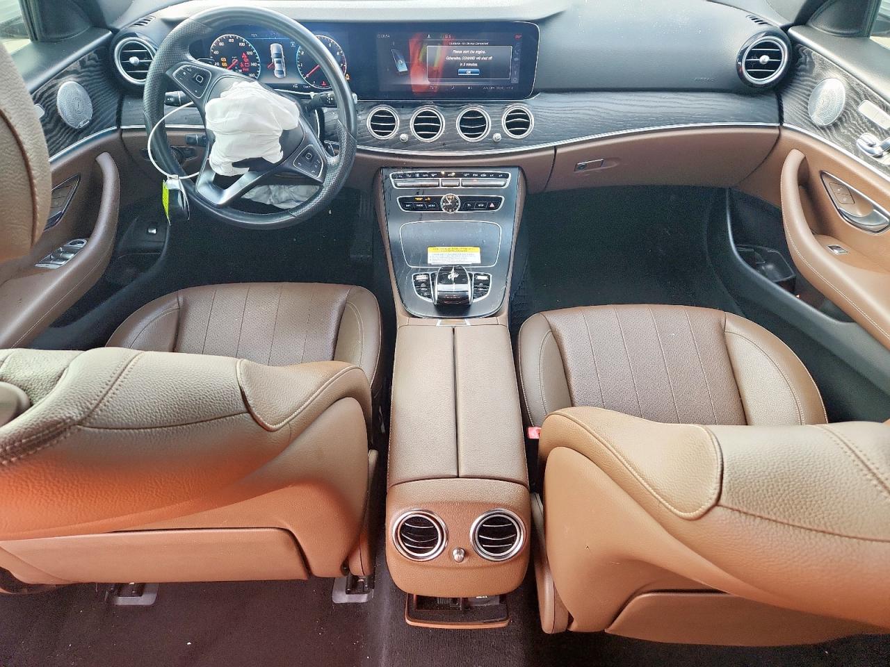 2018 Mercedes-Benz E 300 VIN: WDDZF4JB3JA310402 Lot: 92914765