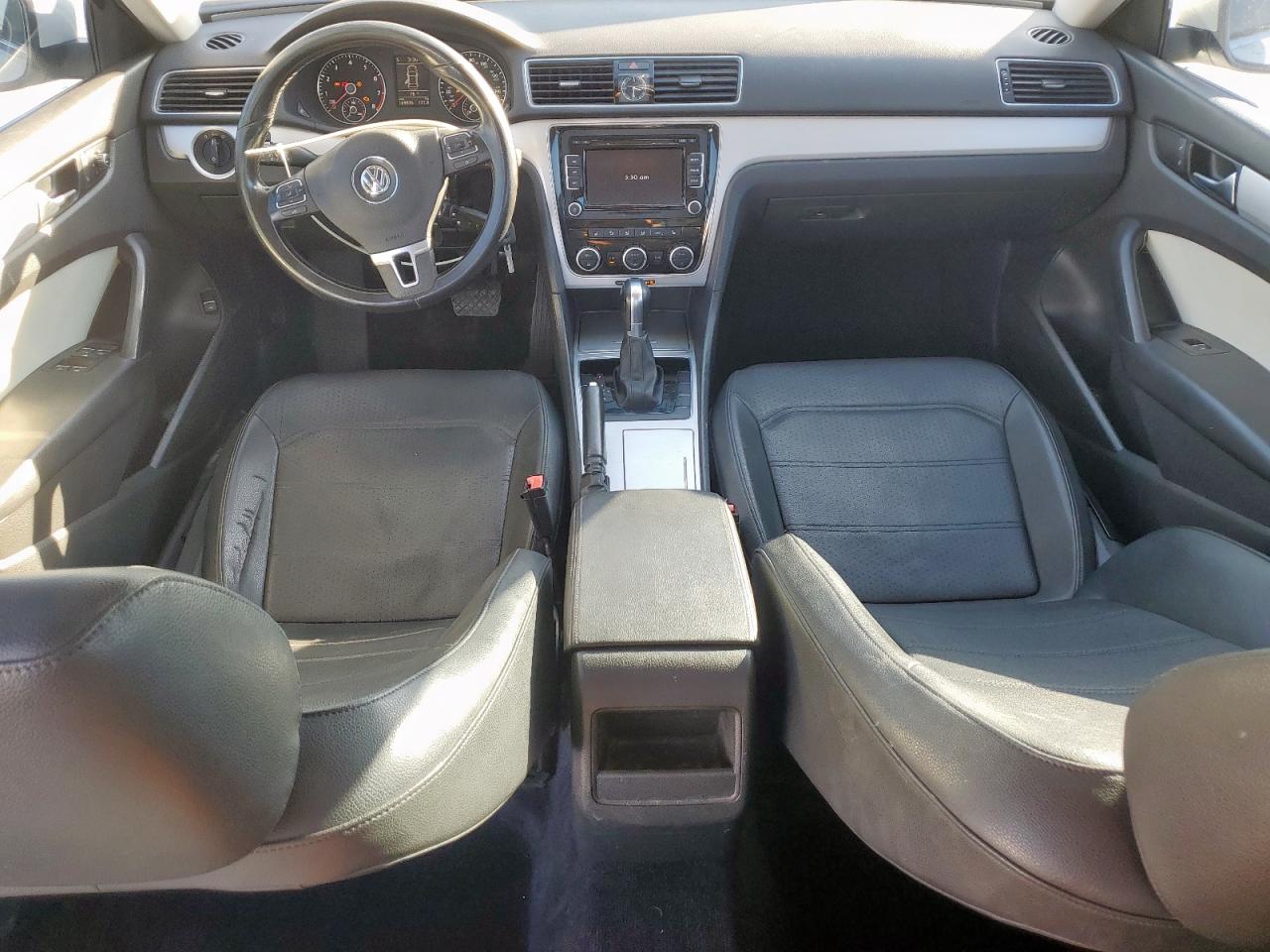 2012 Volkswagen Passat Se VIN: 1VWBP7A33CC107775 Lot: 92017545