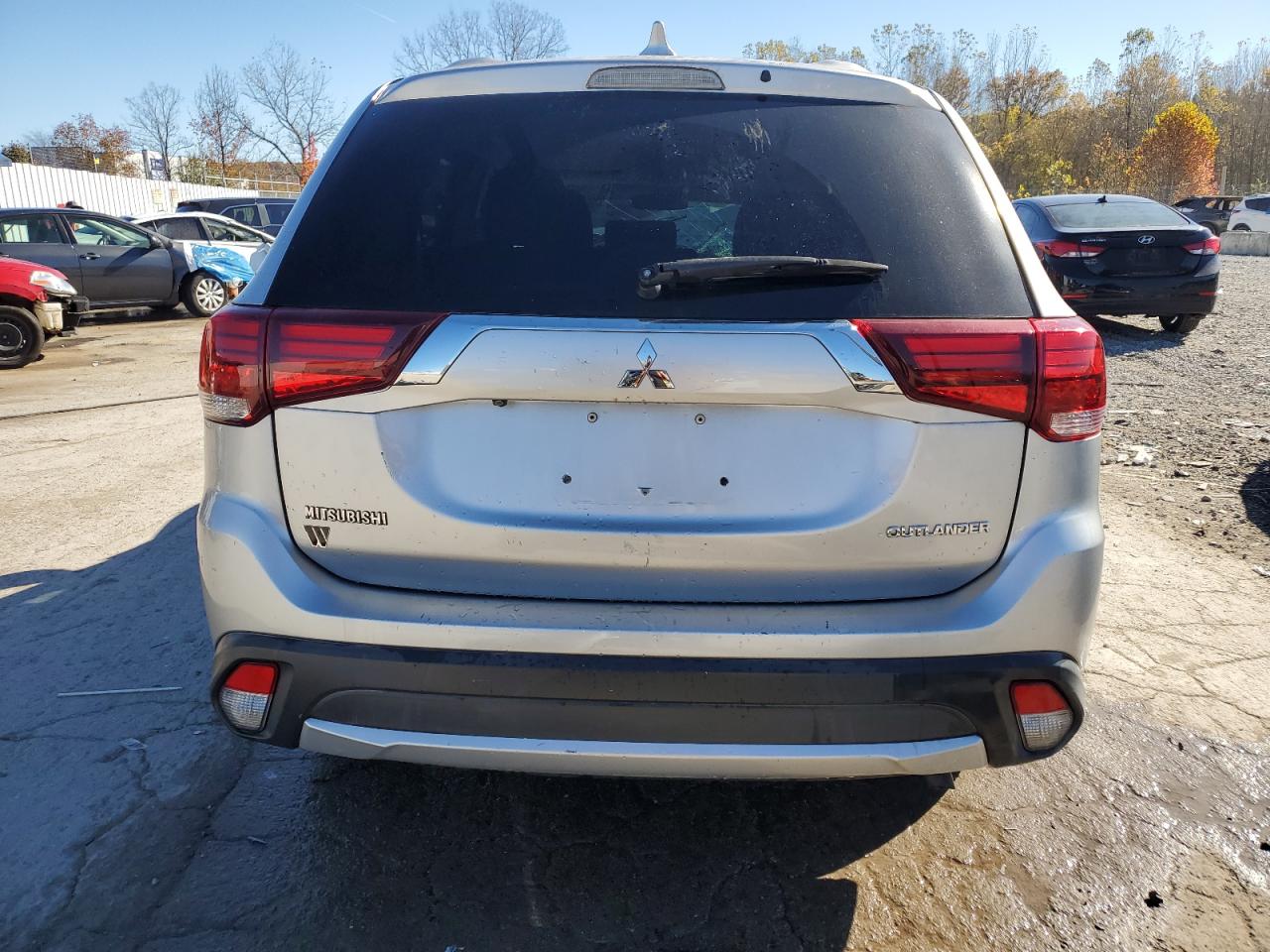 2018 Mitsubishi Outlander Es VIN: JA4AD2A30JZ011844 Lot: 90761385