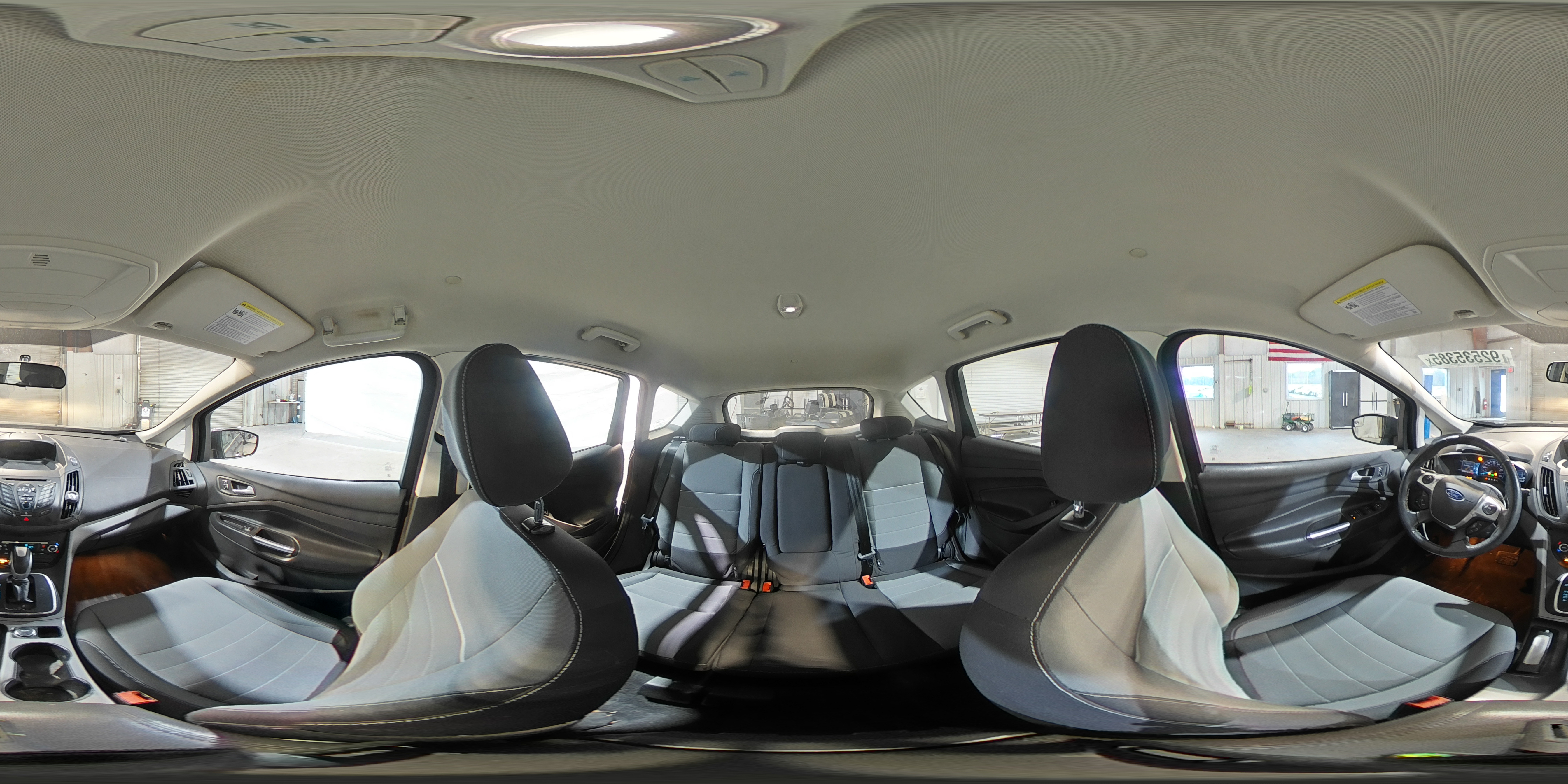 2015 Ford C-Max Se VIN: 1FADP5AU2FL105745 Lot: 92535385