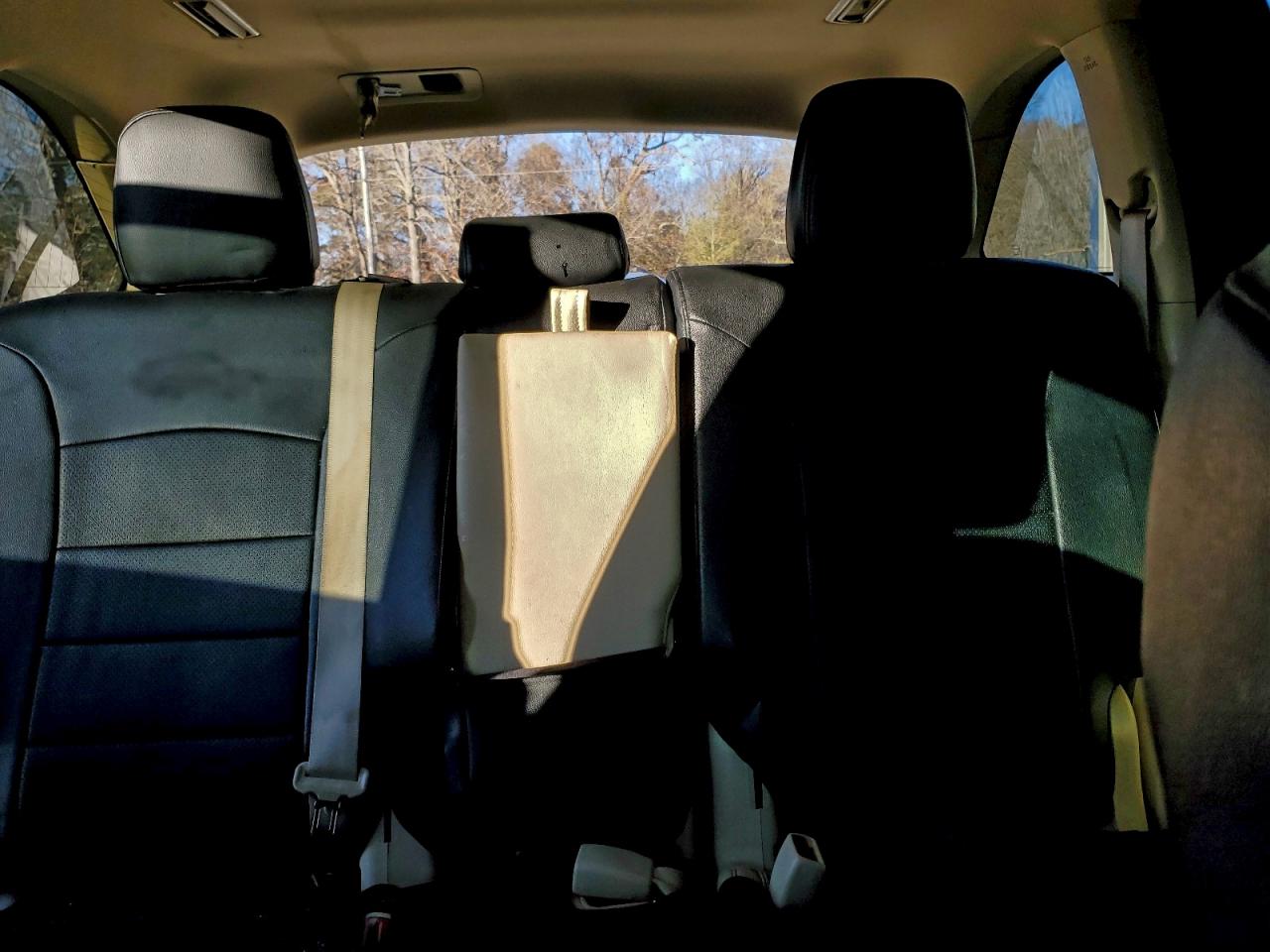 2018 Toyota Highlander Le VIN: 5TDZZRFH8JS263205 Lot: 94493485