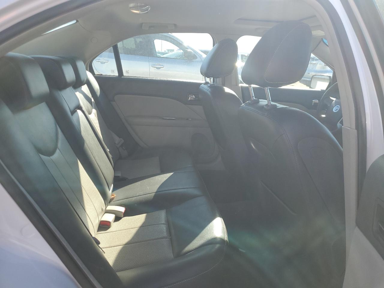 2010 Mercury Milan Premier VIN: 3MEHM0CG9AR615680 Lot: 91801565