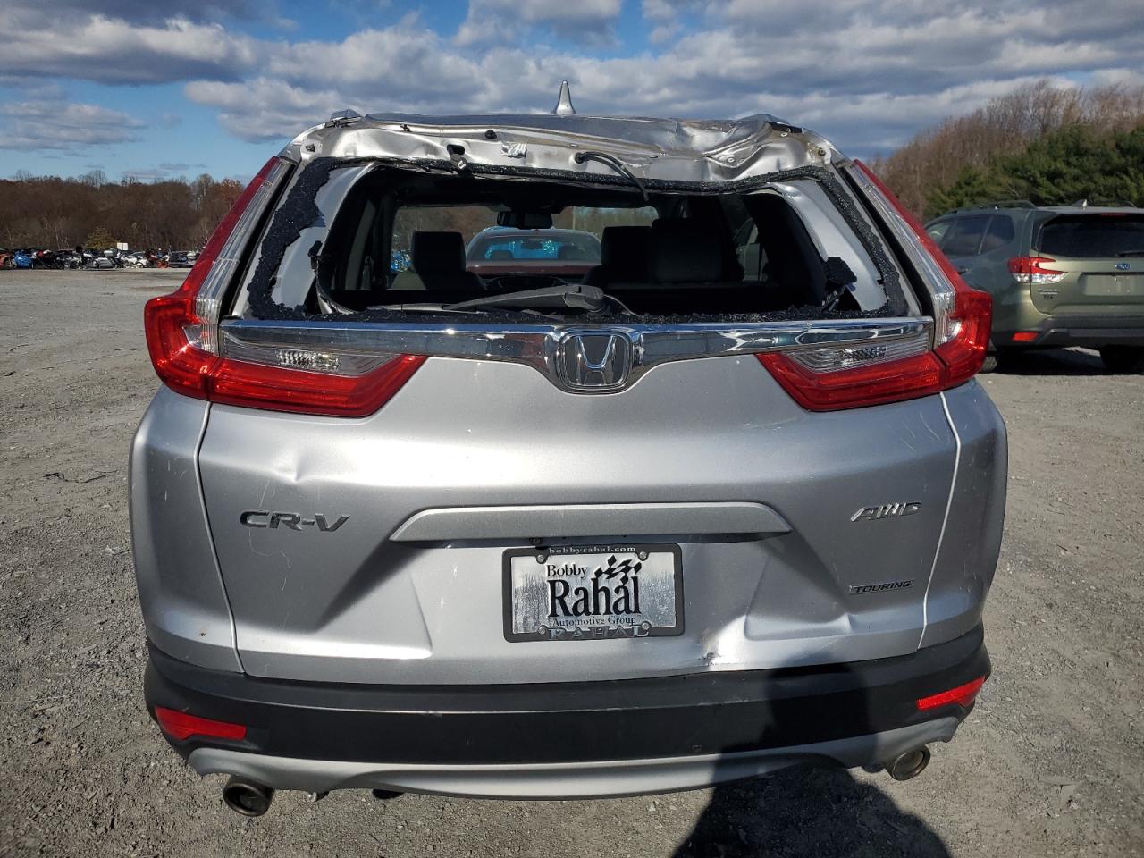 2019 Honda Cr-V Touring VIN: 2HKRW2H98KH646784 Lot: 92330125