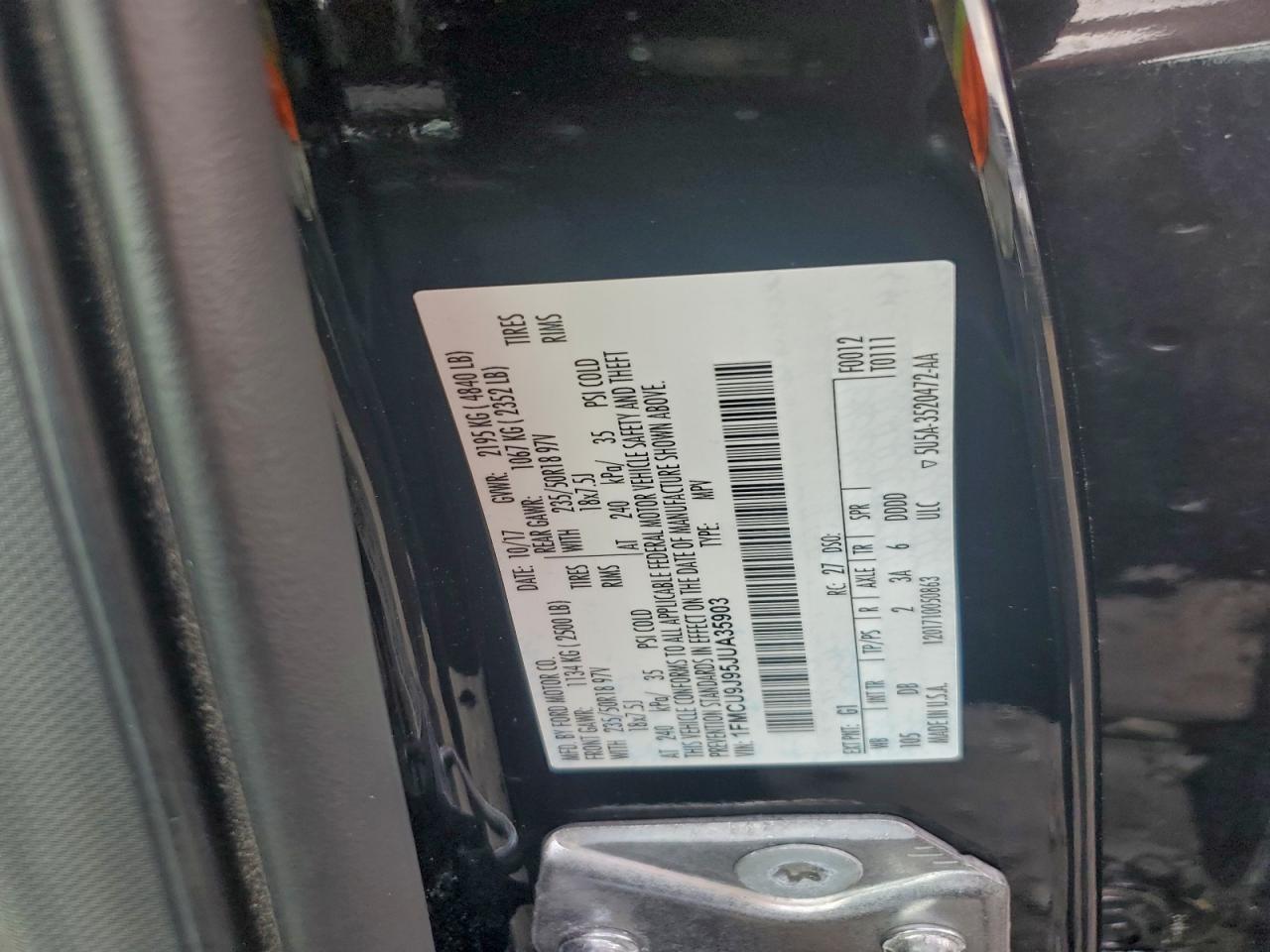 2018 Ford Escape Titanium VIN: 1FMCU9J95JUA35903 Lot: 94110235