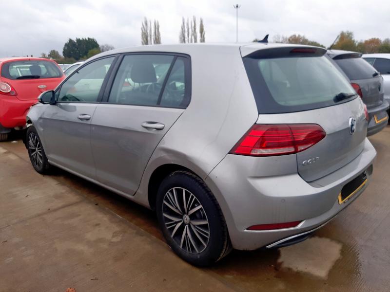 2017 VOLKSWAGEN GOLF 1.6 TDI SE [NAV] 5DR