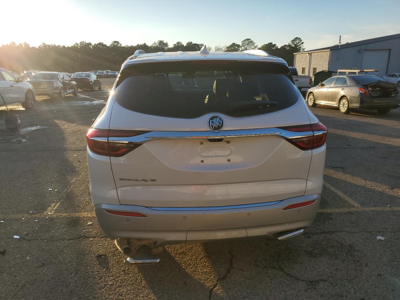 2020 Buick Enclave Essence VIN: 5GAERBKW3LJ320017 Lot: 93342545