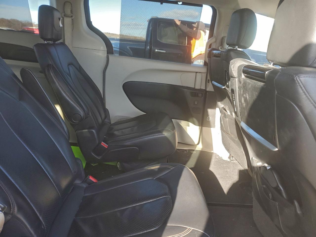 2018 Chrysler Pacifica Touring L Plus VIN: 2C4RC1EG8JR107833 Lot: 94542945