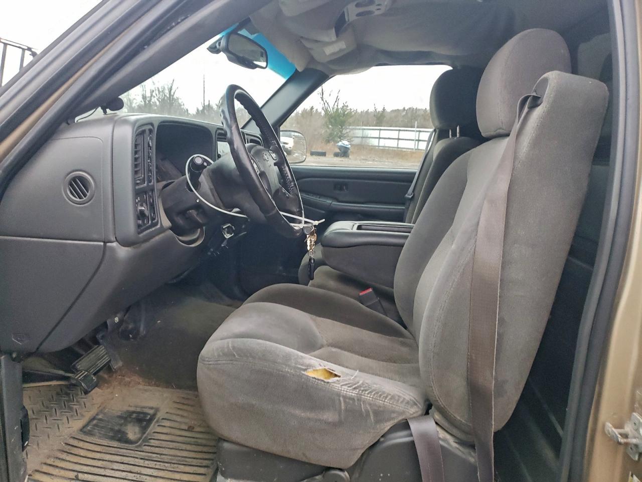 2005 Chevrolet Silverado K1500 VIN: 1GCEK14T15E186054 Lot: 94476215