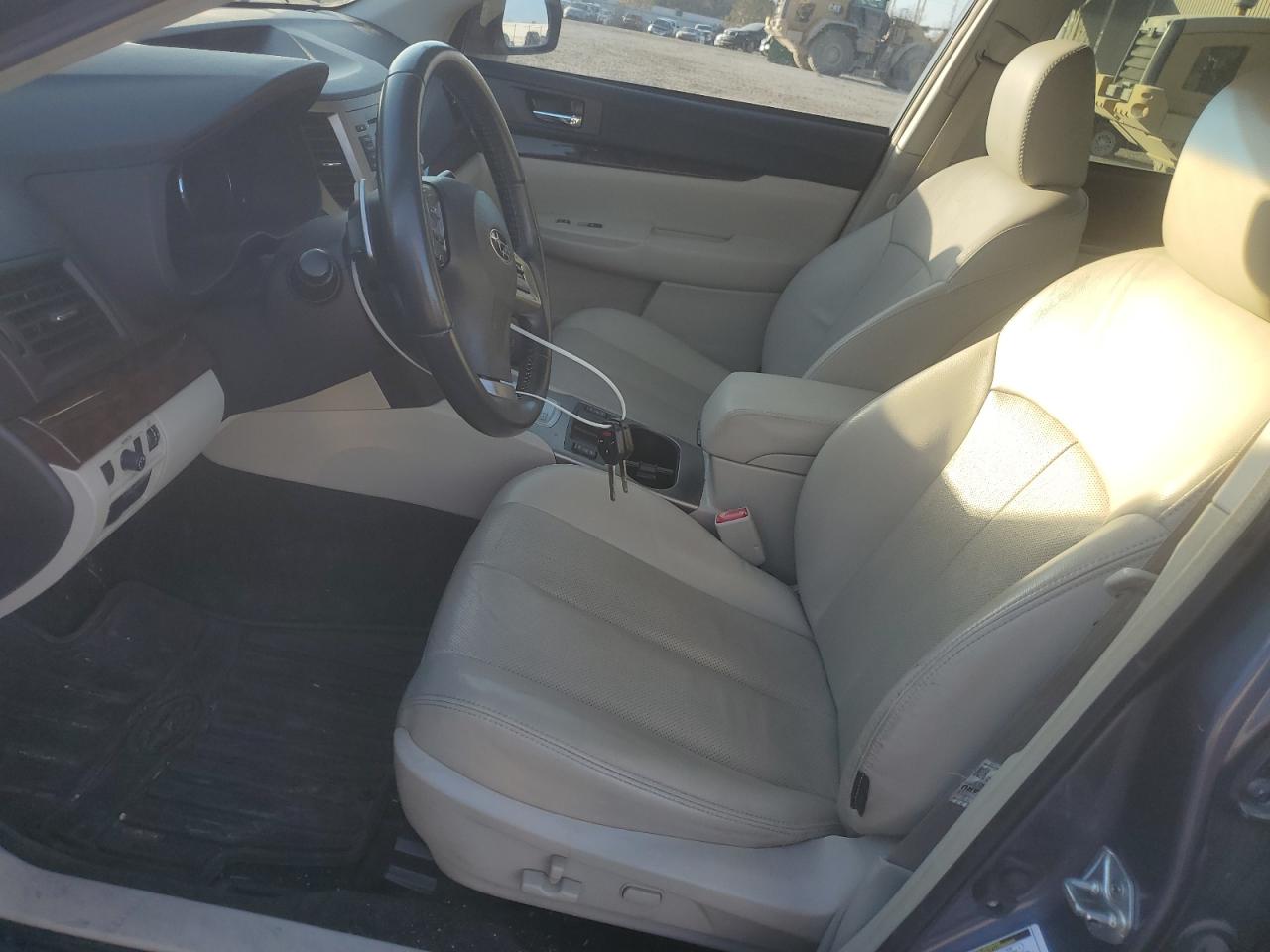 2013 Subaru Legacy 2.5I Limited VIN: 4S3BMCJ68D3021748 Lot: 90342065