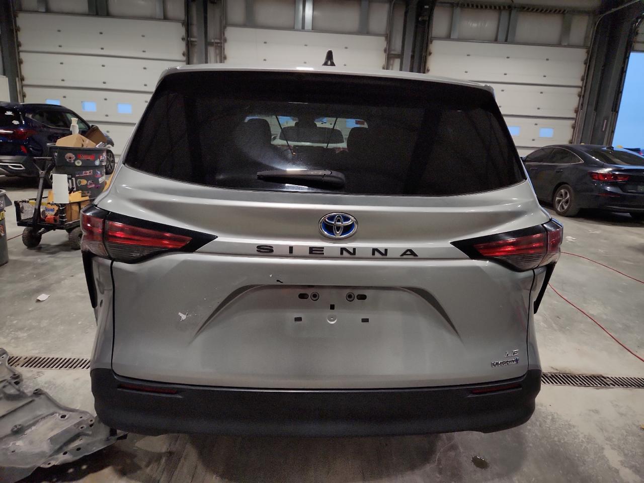 2021 Toyota Sienna Le VIN: 5TDKRKECXMS064353 Lot: 93127495