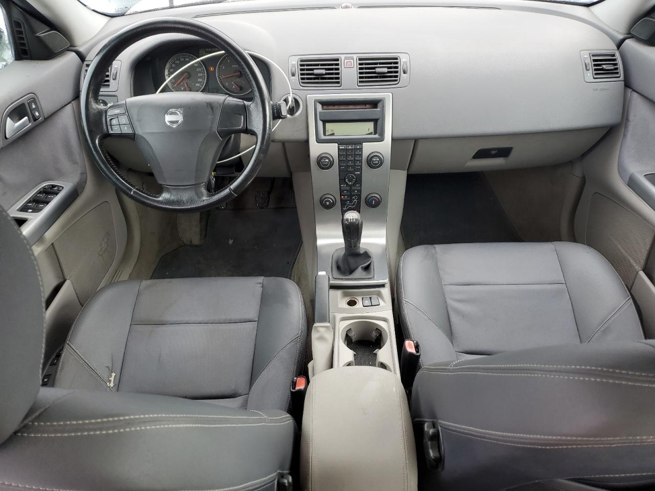 2005 Volvo S40 2.4I VIN: YV1MS382652047719 Lot: 93008815