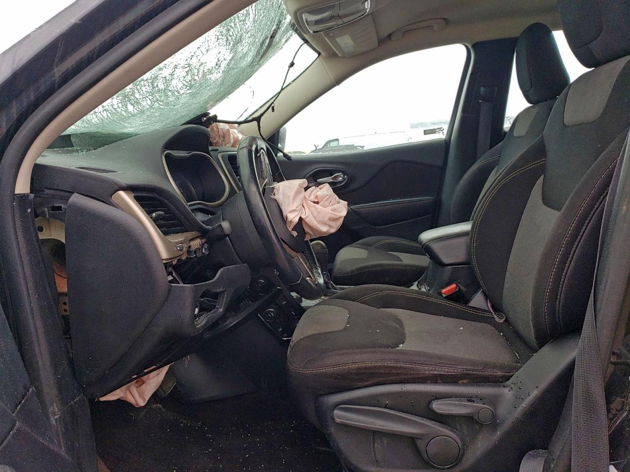 2016 Jeep Cherokee Sport VIN: 1C4PJMAB5GW292285 Lot: 93708105