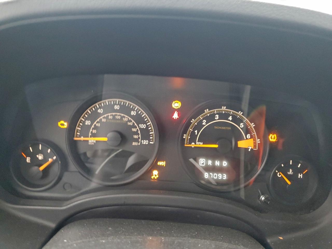 2017 Jeep Compass Sport VIN: 1C4NJDBB2HD106852 Lot: 94084065