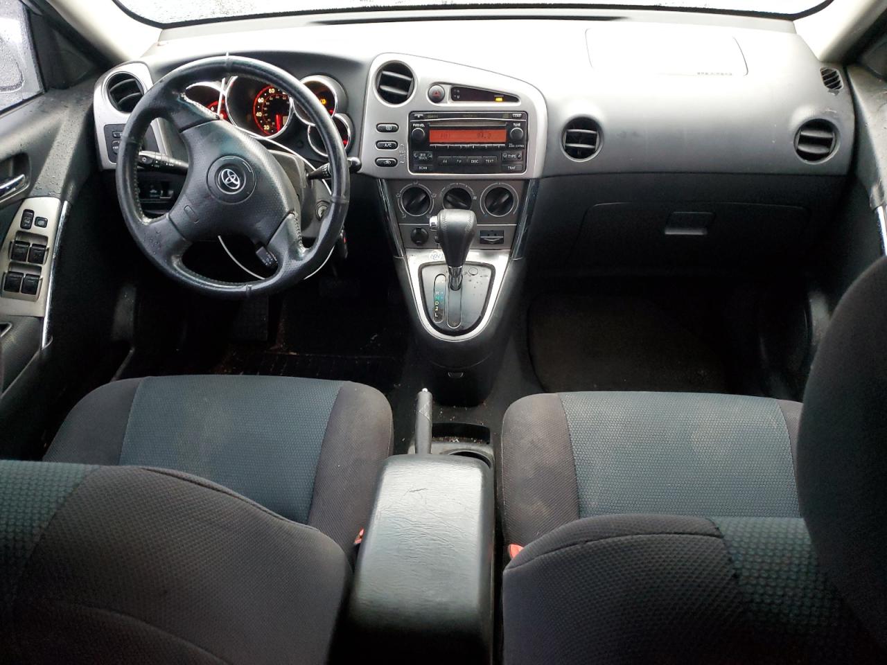 2006 Toyota Corolla Matrix Base VIN: 2T1LR30E46C560831 Lot: 92914995