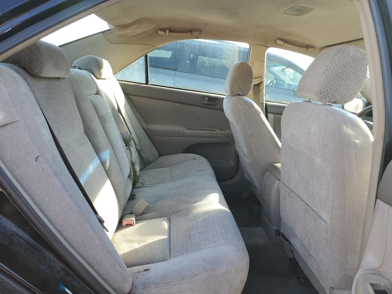 2003 Toyota Camry Le VIN: 4T1BE32K93U159490 Lot: 92768145