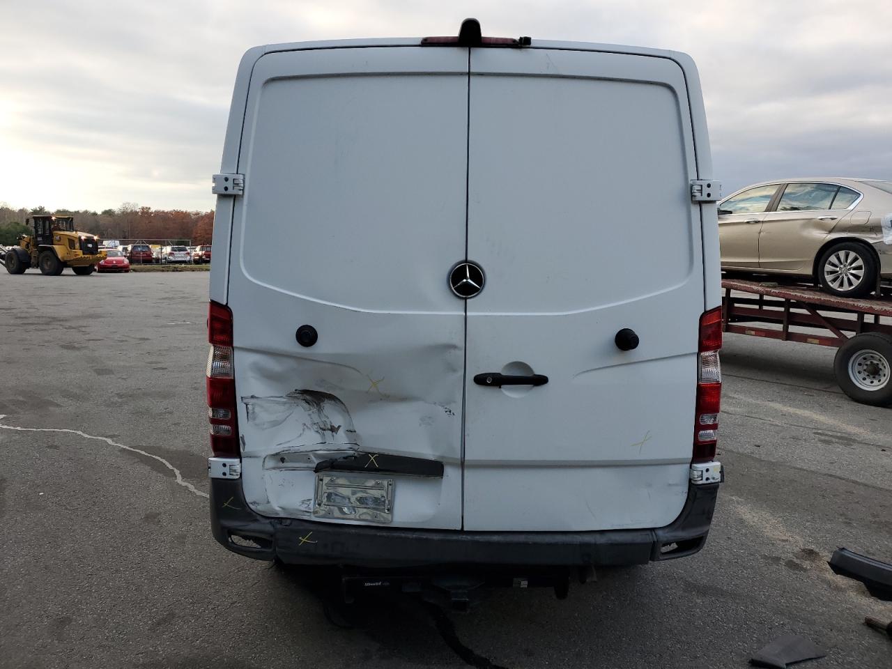 2013 Mercedes Benz Sprinter Delivery Van VIN: WD3PE7CC4D5760479 Lot: 91032305
