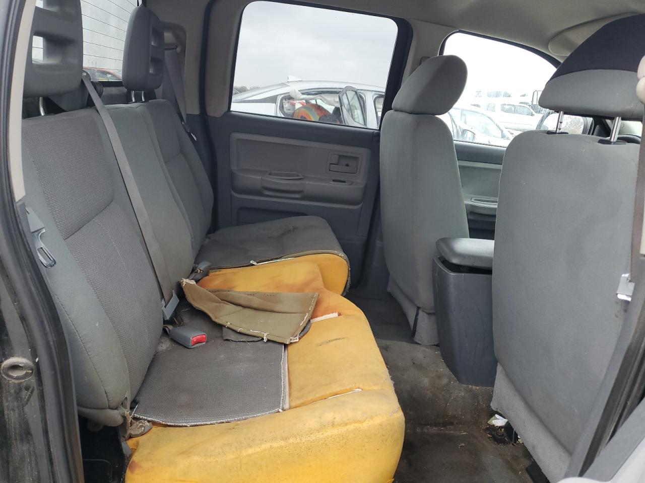 2005 Dodge Dakota Quad Slt VIN: 1D7HE48N35S363504 Lot: 92216115