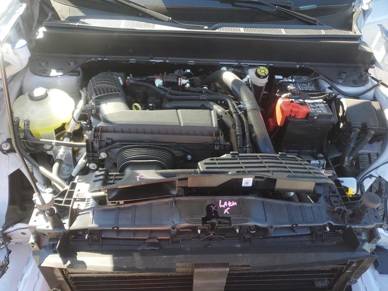 2025 Ford Maverick Xlt VIN: 3FTTW8JA6SRB08174 Lot: 92491105