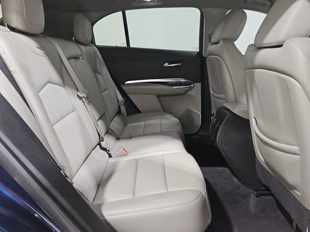 2019 Cadillac Xt4 Luxury VIN: 1GYAZAR42KF181781 Lot: 89523485