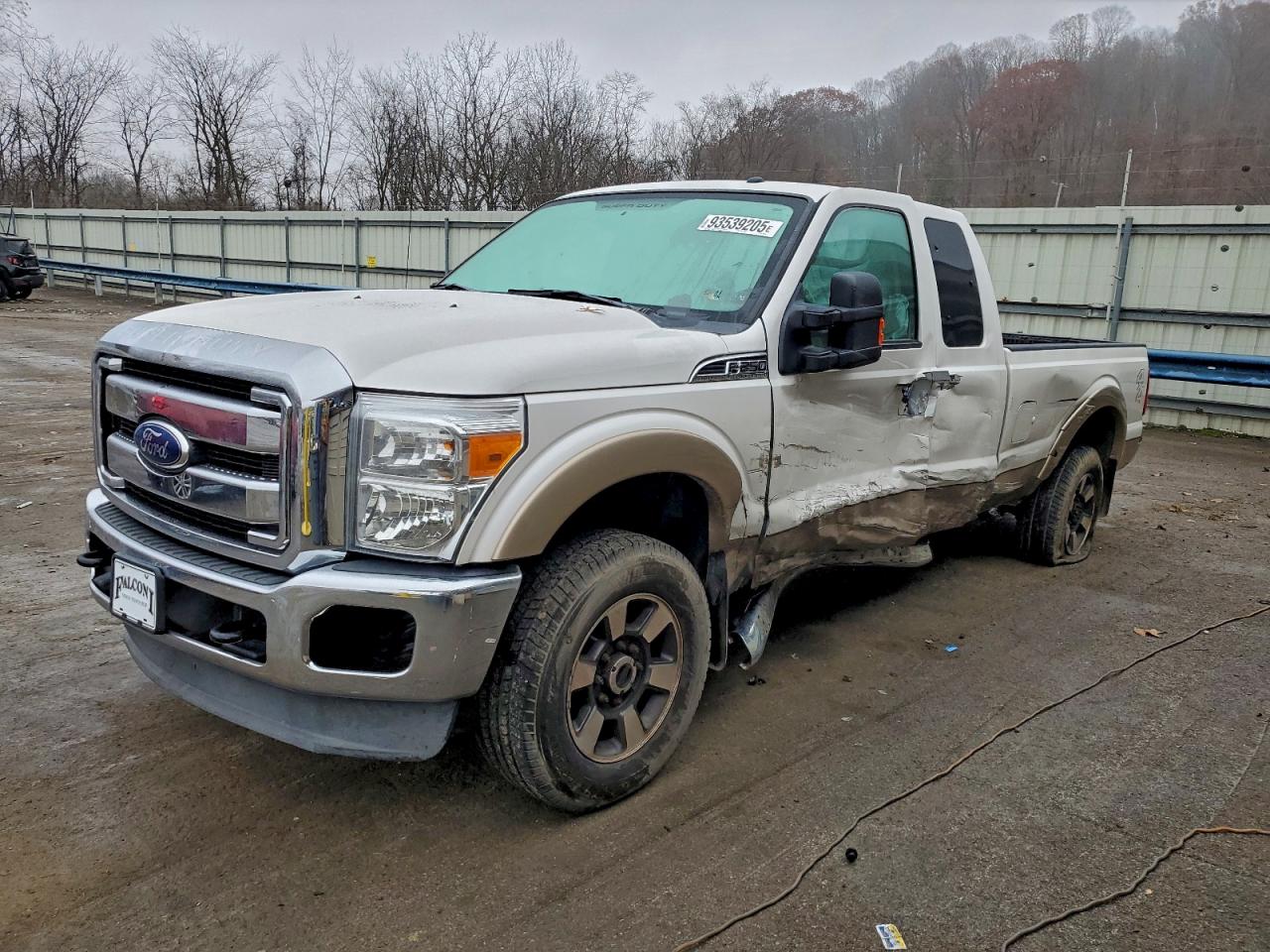 2011 Ford F250 Super Duty VIN: 1FT7X2B67BEB99593 Lot: 93539205
