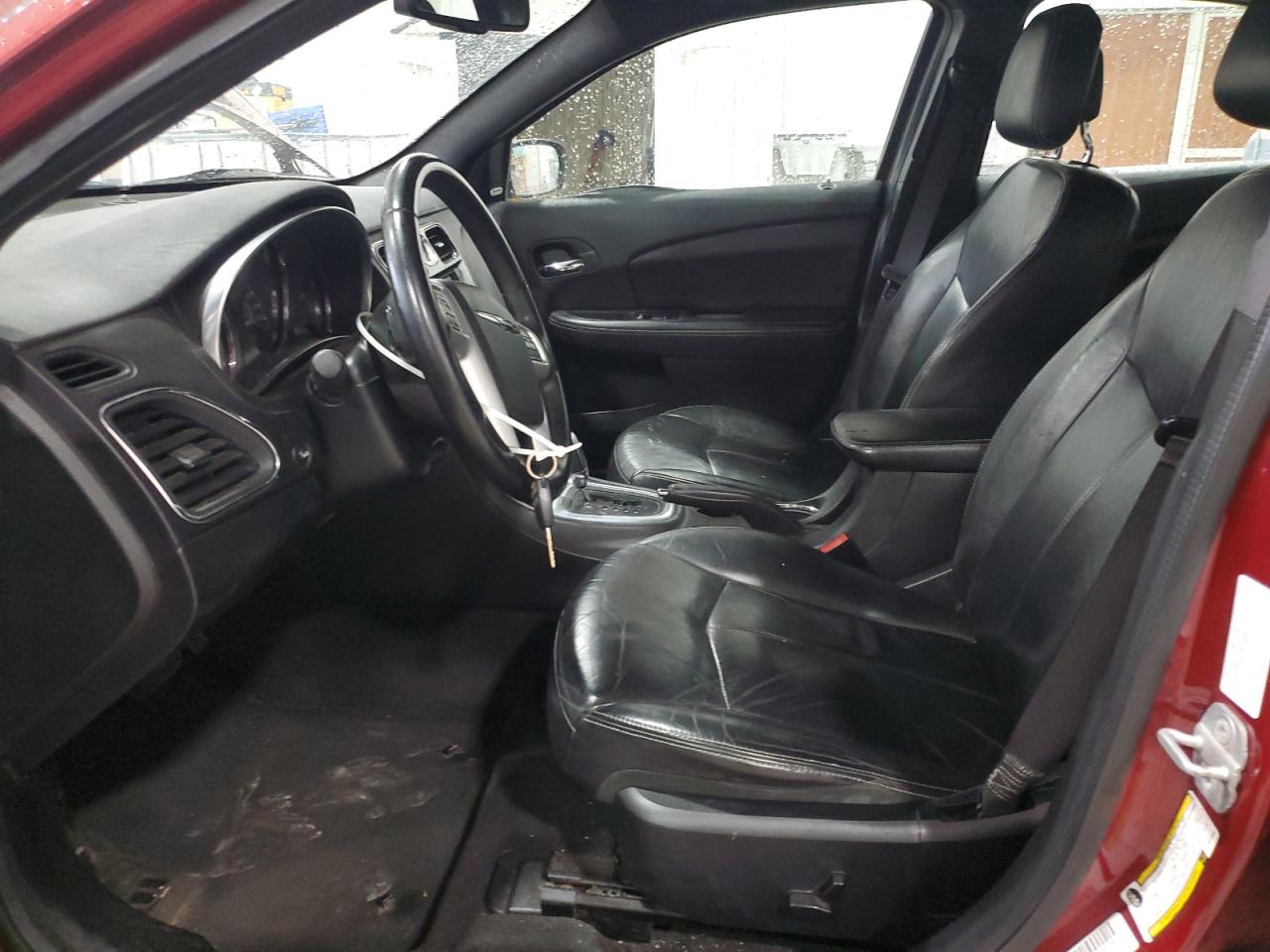 2013 Chrysler 200 Limited VIN: 1C3CCBCG1DN718906 Lot: 92868055