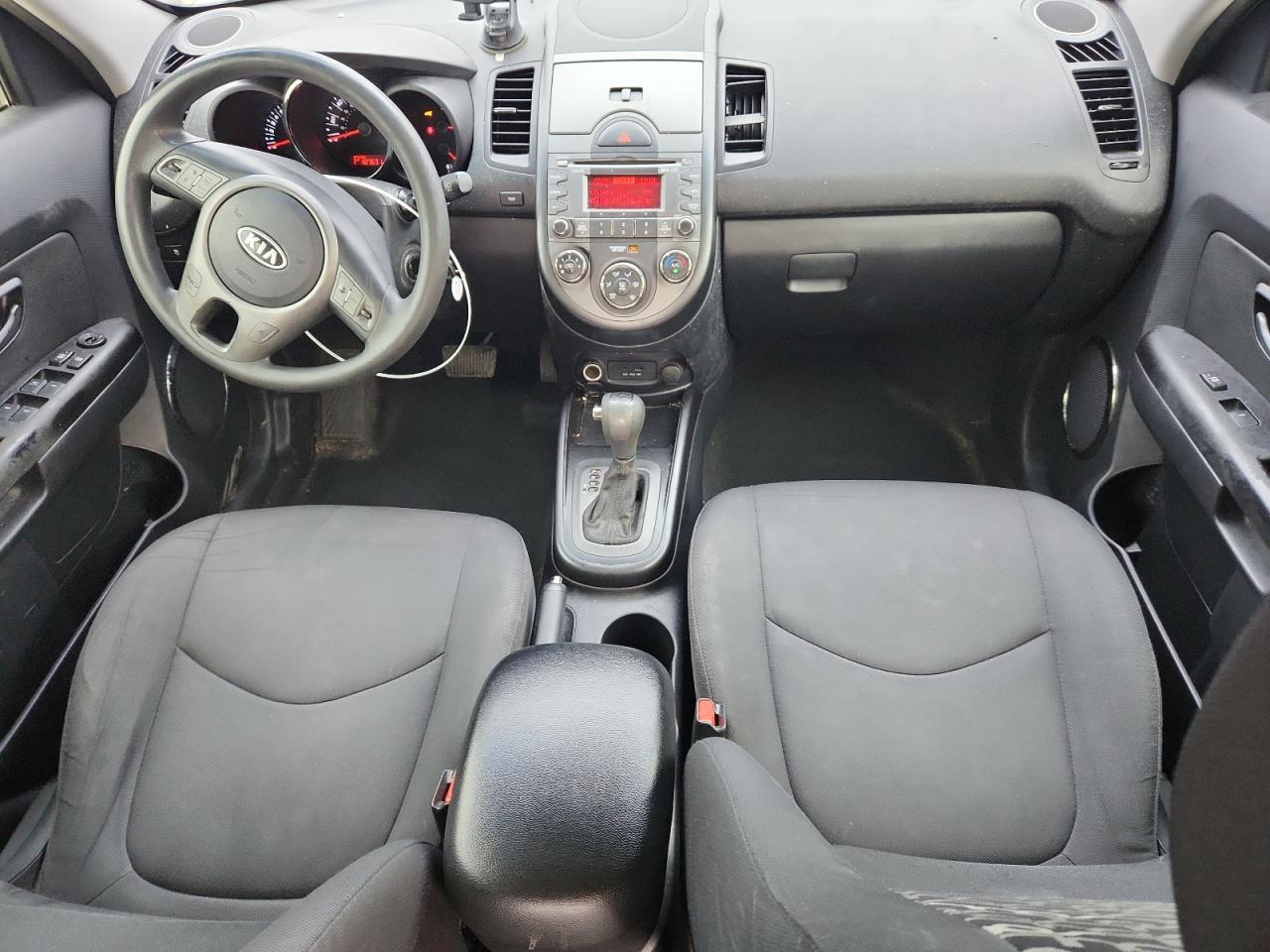 2011 Kia Soul + VIN: KNDJT2A21B7256634 Lot: 93354105