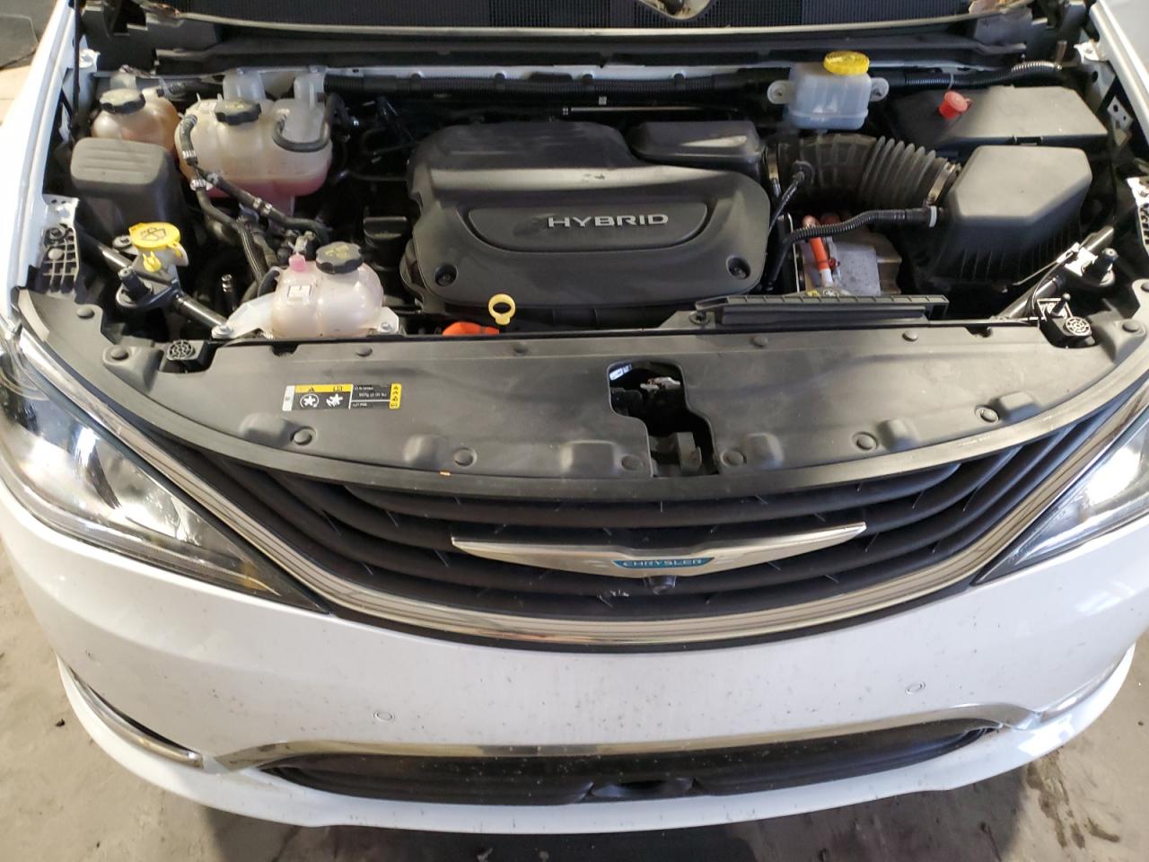 2018 Chrysler Pacifica Hybrid Limited VIN: 2C4RC1N79JR364564 Lot: 92807055