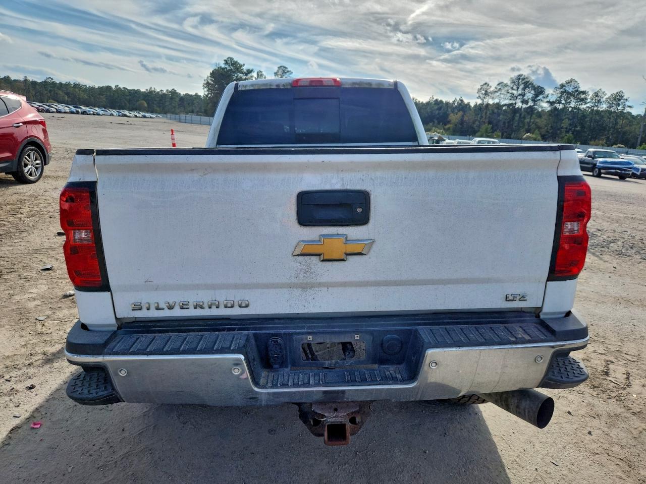 2016 Chevrolet Silverado K2500 Heavy Duty Ltz VIN: 1GC1KWE85GF307090 Lot: 94668405