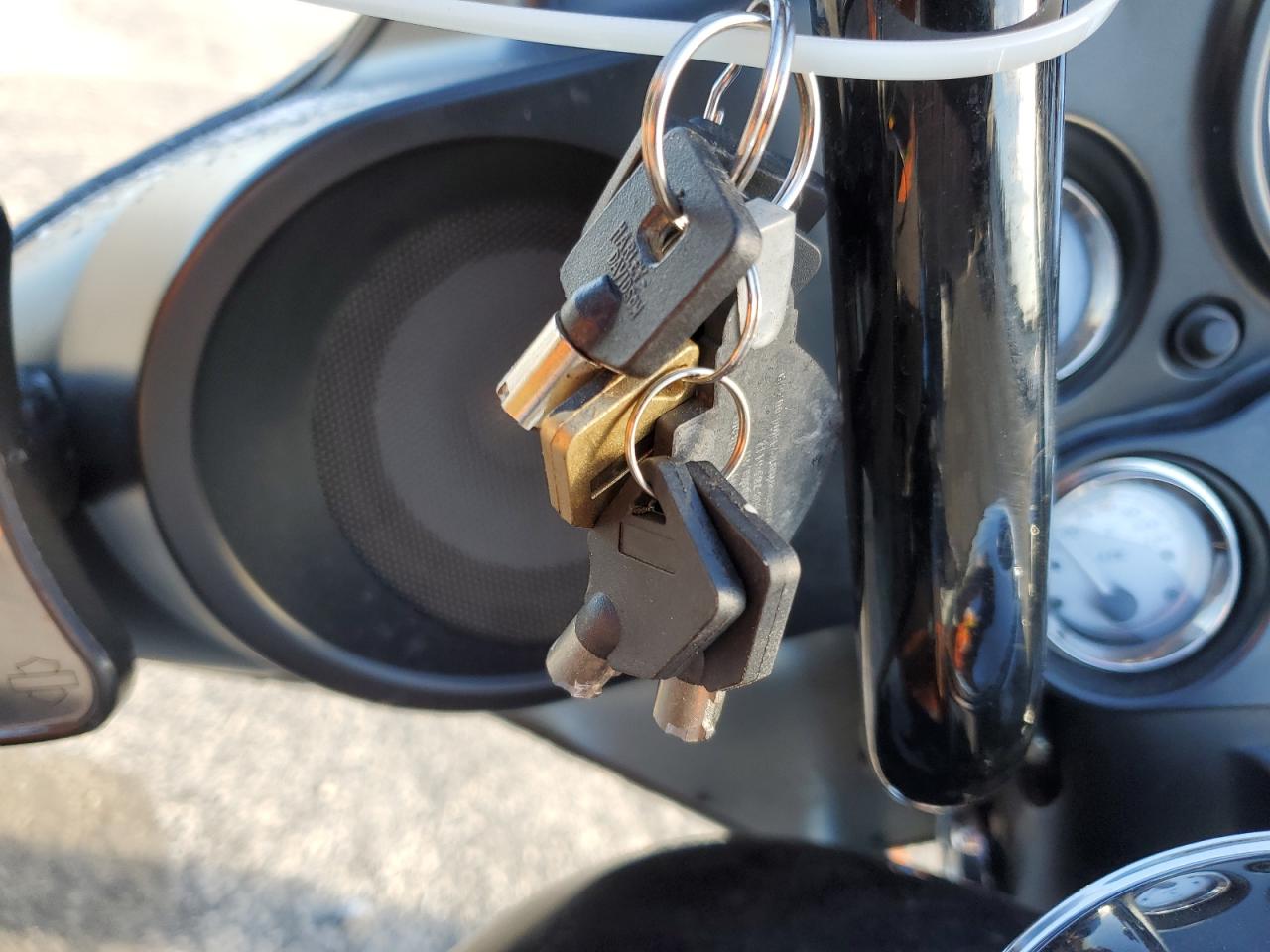 2013 Harley-Davidson Flhx Street Glide VIN: 1HD1KBM10DB638495 Lot: 91843155