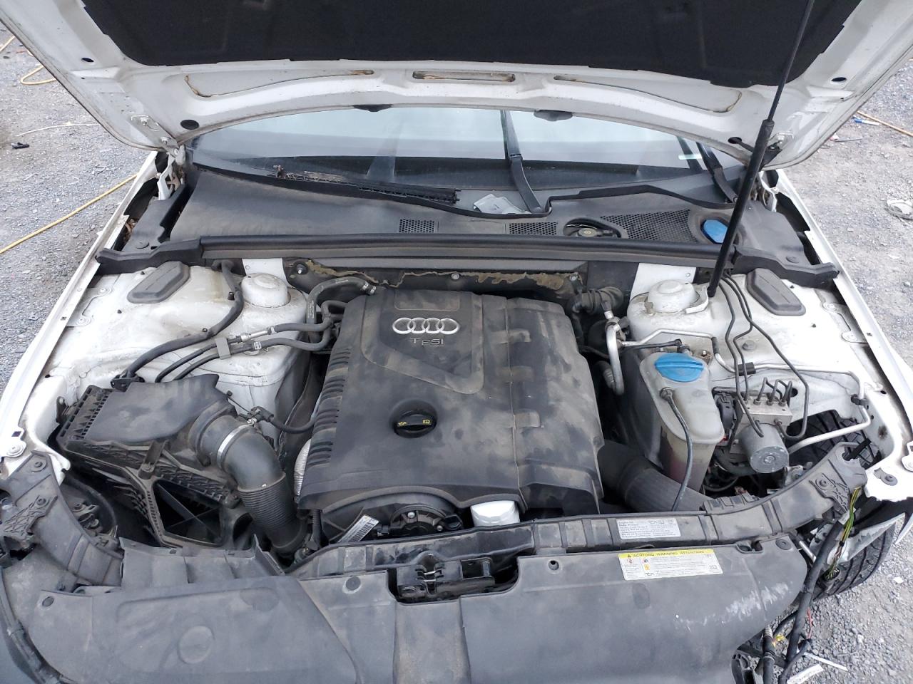 2015 Audi A4 Premium VIN: WAUBFAFL2FN007930 Lot: 92517895