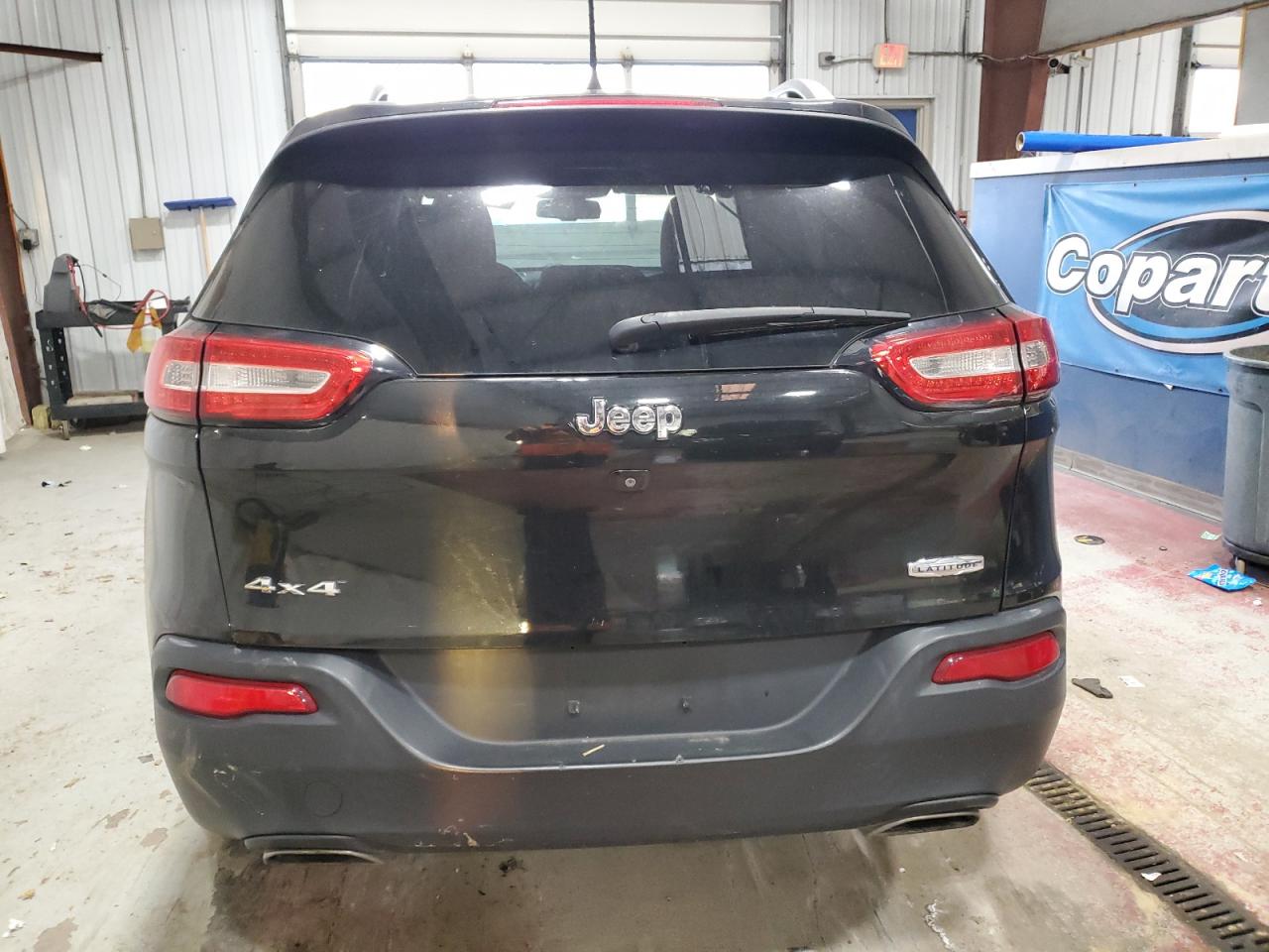 2015 Jeep Cherokee Latitude VIN: 1C4PJMCS4FW557211 Lot: 93606255