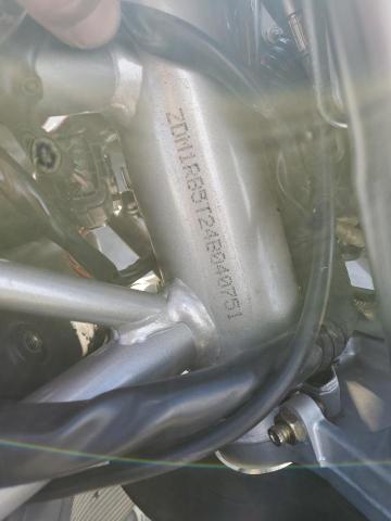 2004 DUCATI MONSTER S4R  