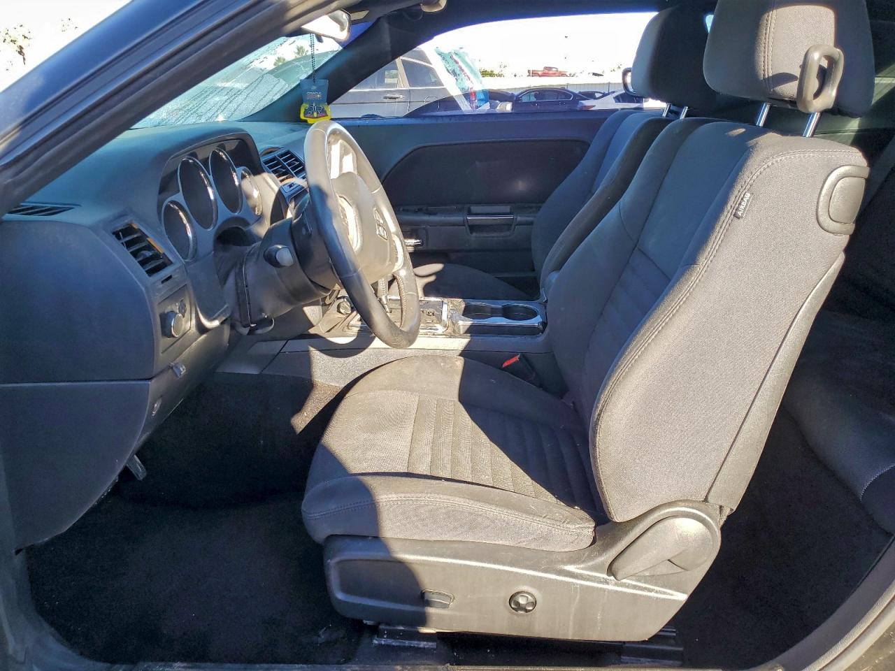 2014 Dodge Challenger Sxt VIN: 2C3CDYAG9EH164589 Lot: 93762285