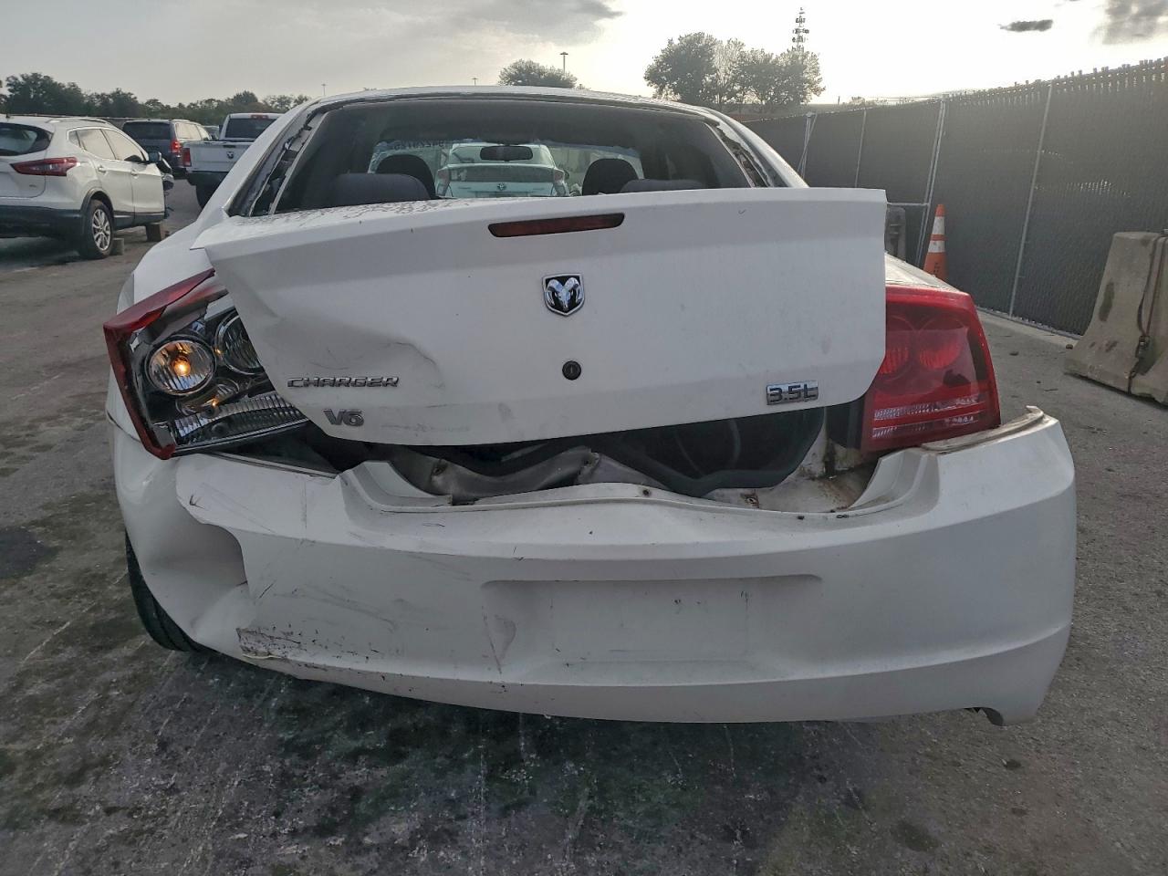 2007 Dodge Charger Se VIN: 2B3KA43G17H810184 Lot: 94229725