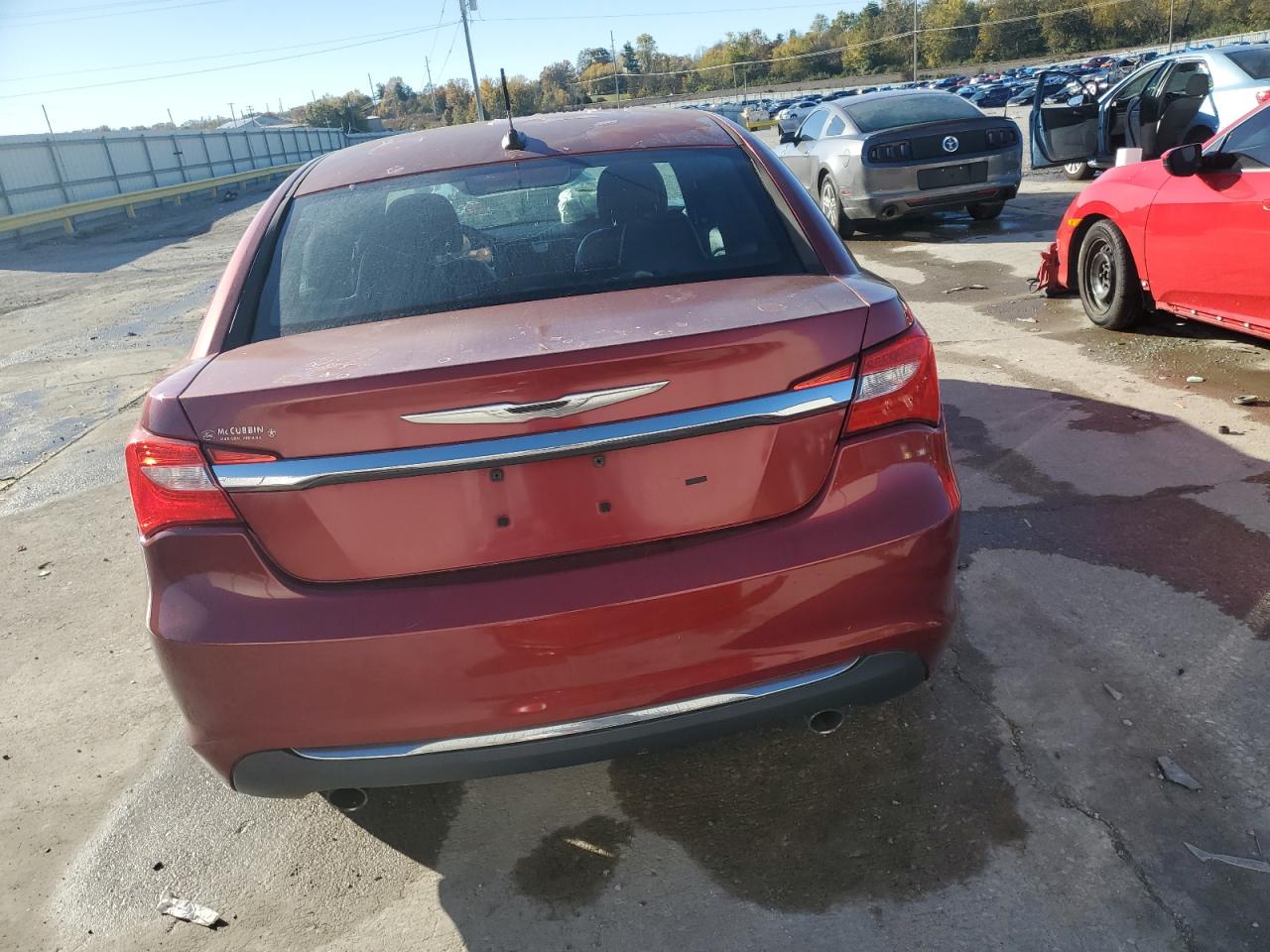 2014 Chrysler 200 Limited VIN: 1C3CCBCG1EN185182 Lot: 91680395