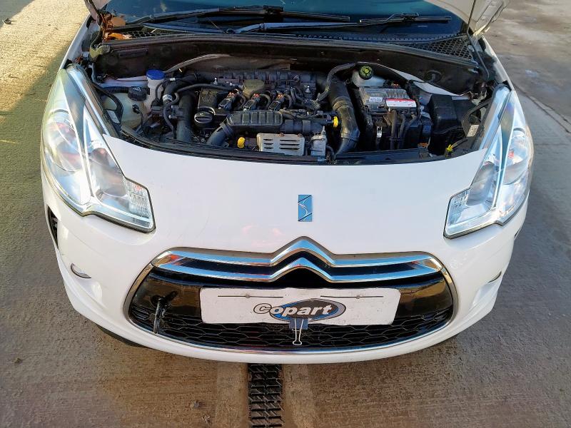 2015 DS DS 3 1.2 PURETECH 110 DSTYLE NAV 3DR