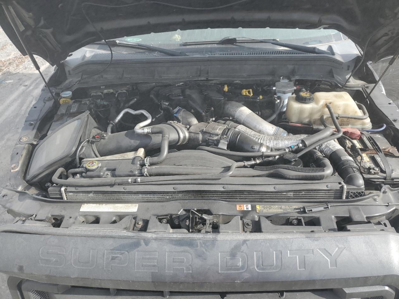 2015 Ford F350 Super Duty VIN: 1FT8W3BT4FED13218 Lot: 92572025