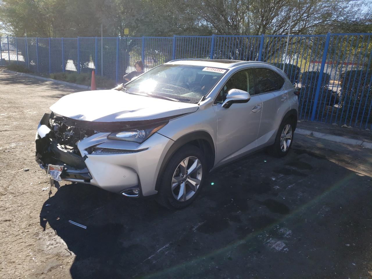 097449 LEXUS NX Photo 1