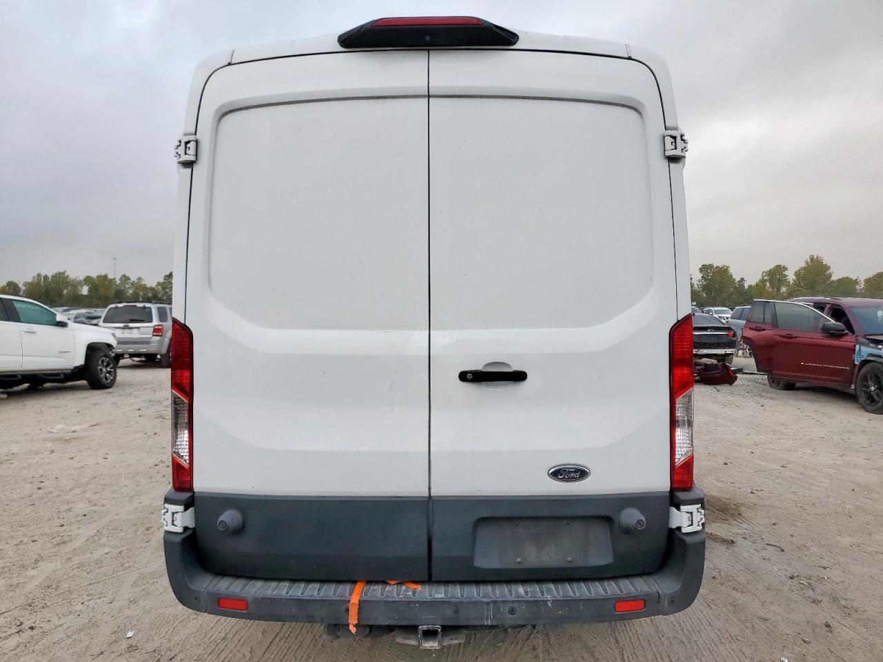 2018 Ford Transit T-250 VIN: 1FTYR2CM9JKB14281 Lot: 92593995