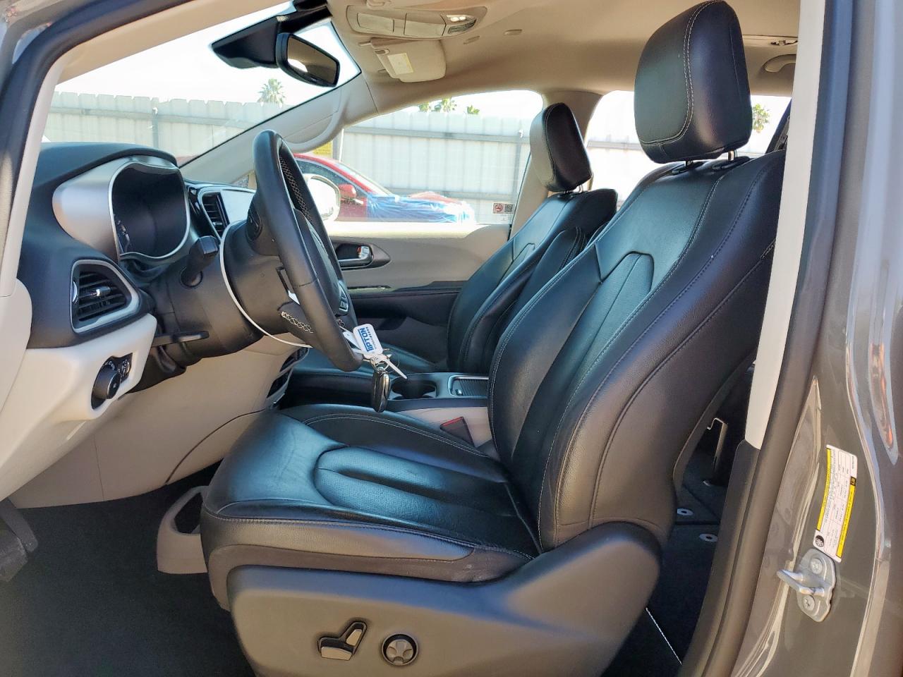 2022 Chrysler Pacifica Touring L VIN: 2C4RC1BG9NR154749 Lot: 90746325