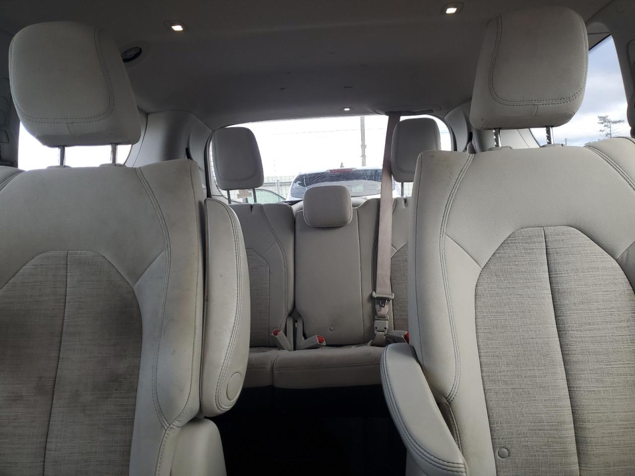 2018 Chrysler Pacifica Hybrid Touring Plus VIN: 2C4RC1H78JR158289 Lot: 92033045